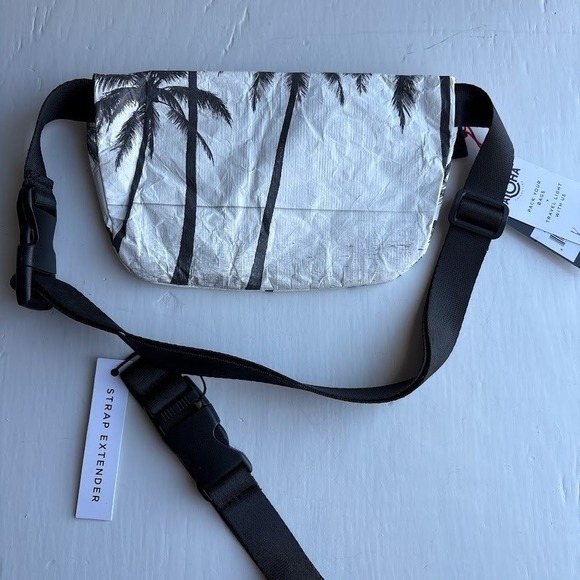 ALOHA COLLECTION Tropical Splash Proof Lightweight Mini Hip Travel Pack Bag - Picture 2 of 10